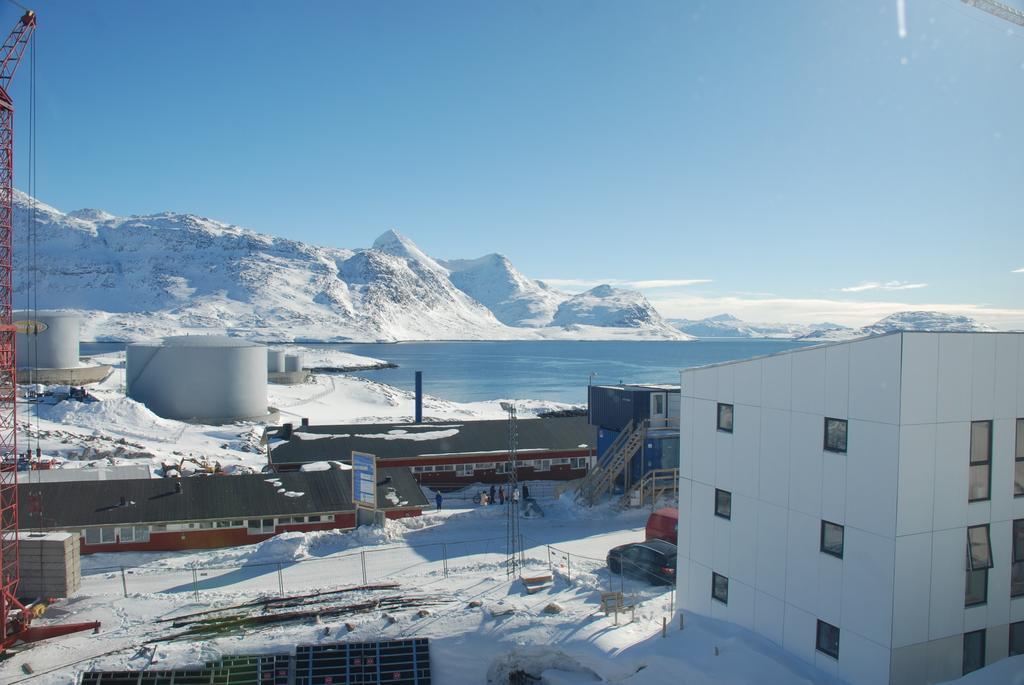 Vandrehuset 2 Og 3 Nuuk Exteriör bild