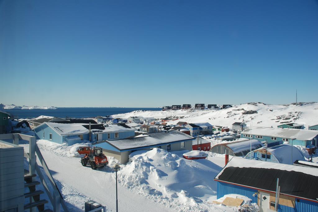 Vandrehuset 2 Og 3 Nuuk Exteriör bild